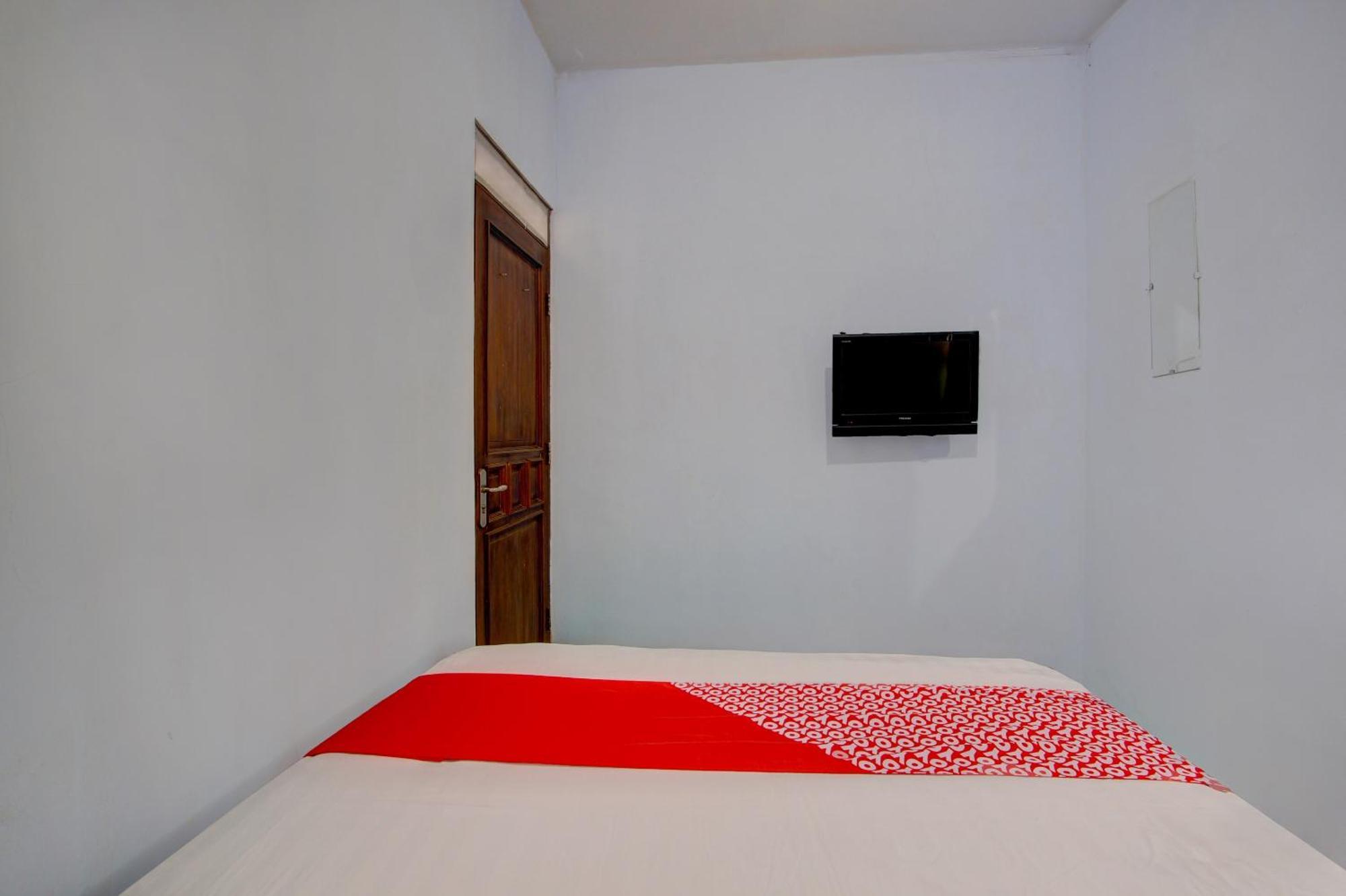 Super Oyo 93012 Griya Kencana Asri Syariah Lawean ภายนอก รูปภาพ